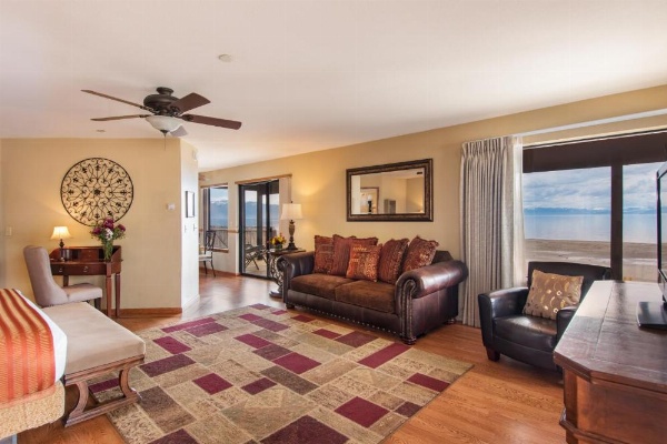 Mourelatos Lakeshore Resort image 28